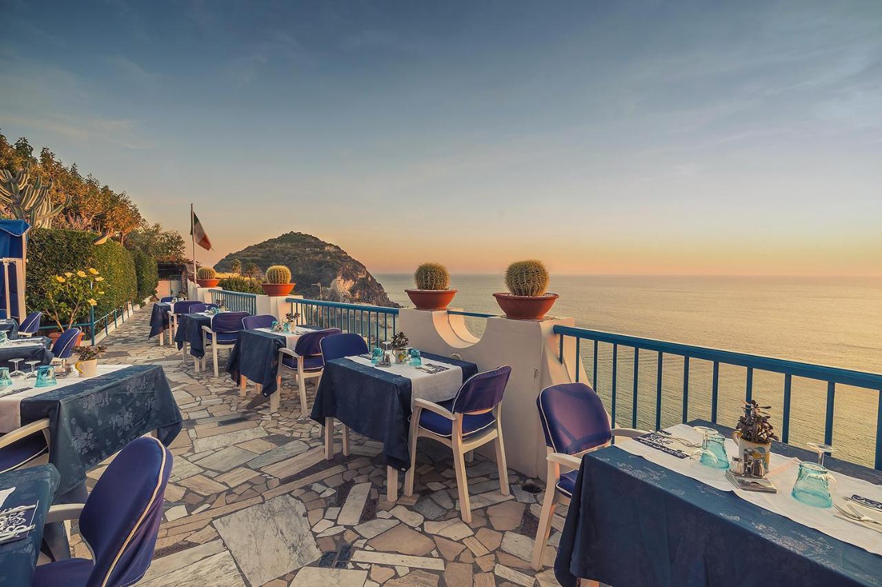 Hotel Villa Maria Sant'Angelo  Exteriör bild