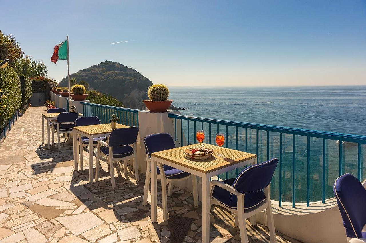 Hotel Villa Maria Sant'Angelo  Exteriör bild