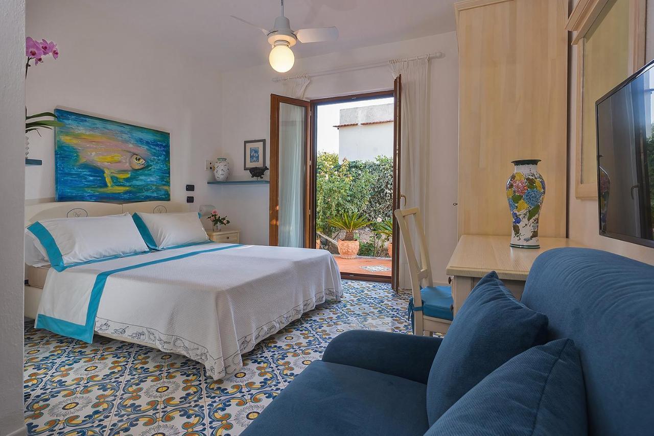 Hotel Villa Maria Sant'Angelo  Exteriör bild